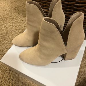 Steve Madden rookie booties brand new